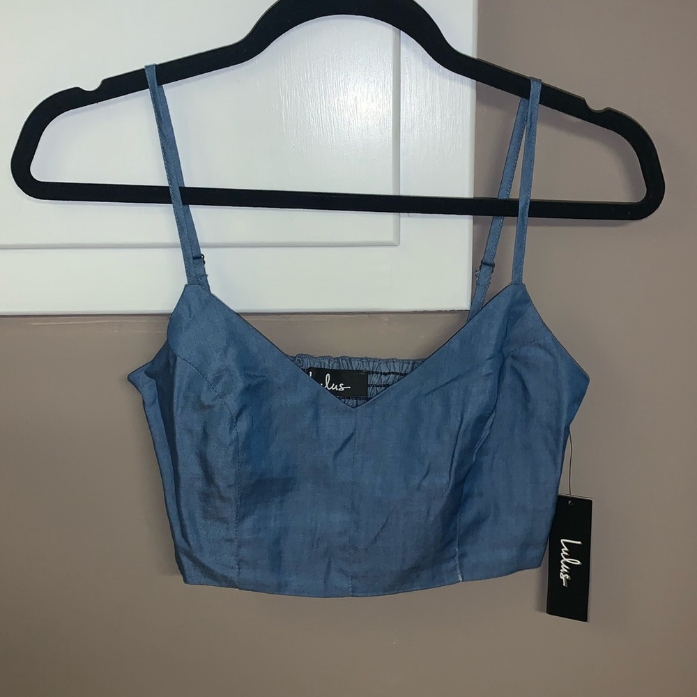 NWT Lulu’s Chambray Cropped Tank Top